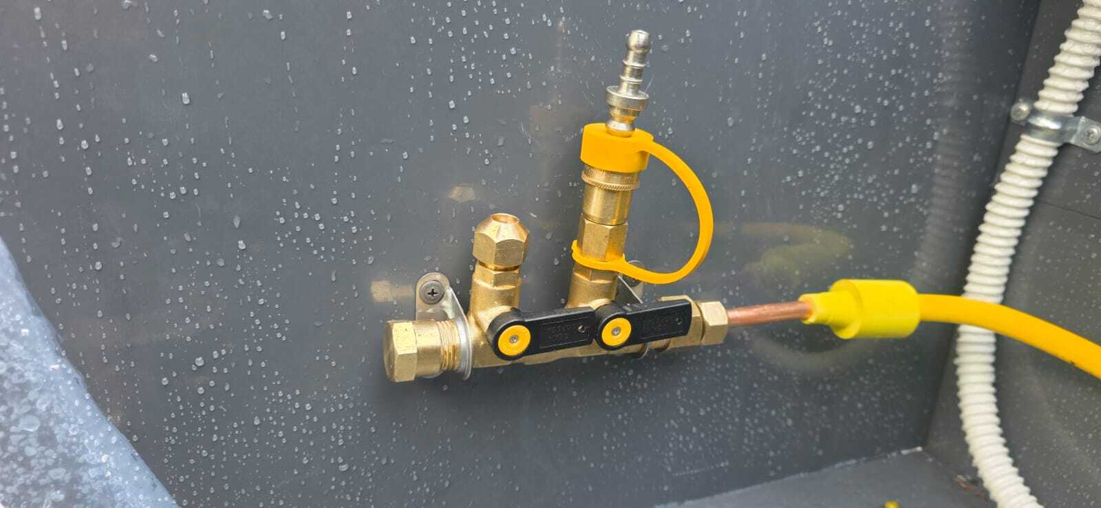 עבודה 5 - התקנת צנרת גז